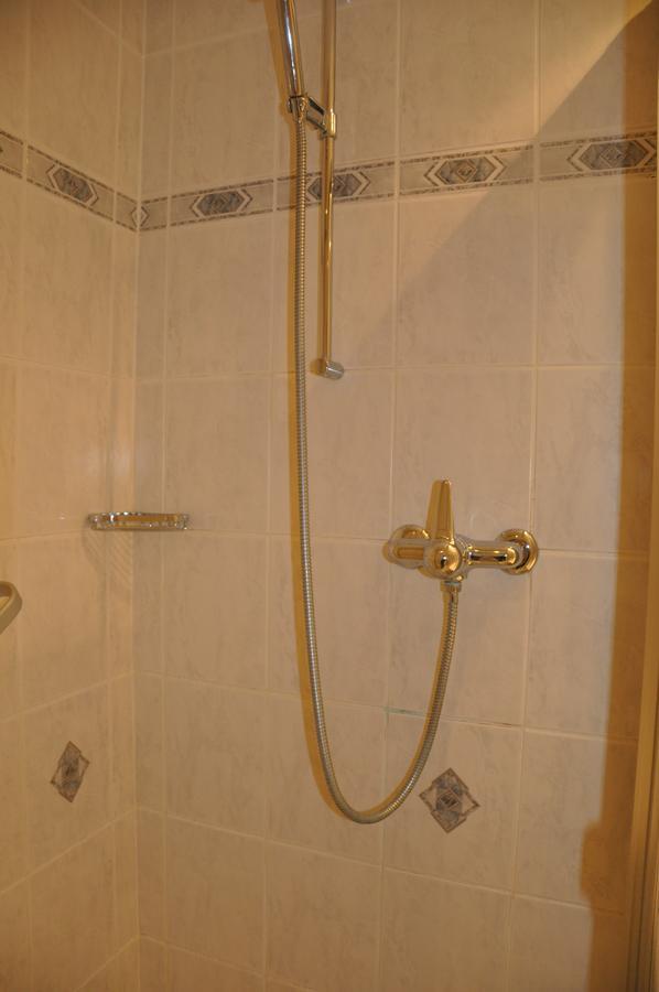 Hotel Loewen Mellingen Екстериор снимка